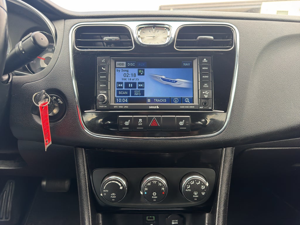 2011 Chrysler 200 Limited