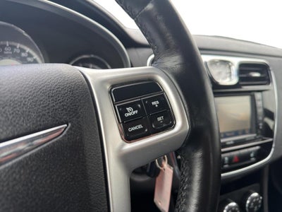 2011 Chrysler 200 Limited