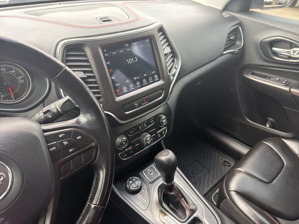 2020 Jeep Cherokee Trailhawk