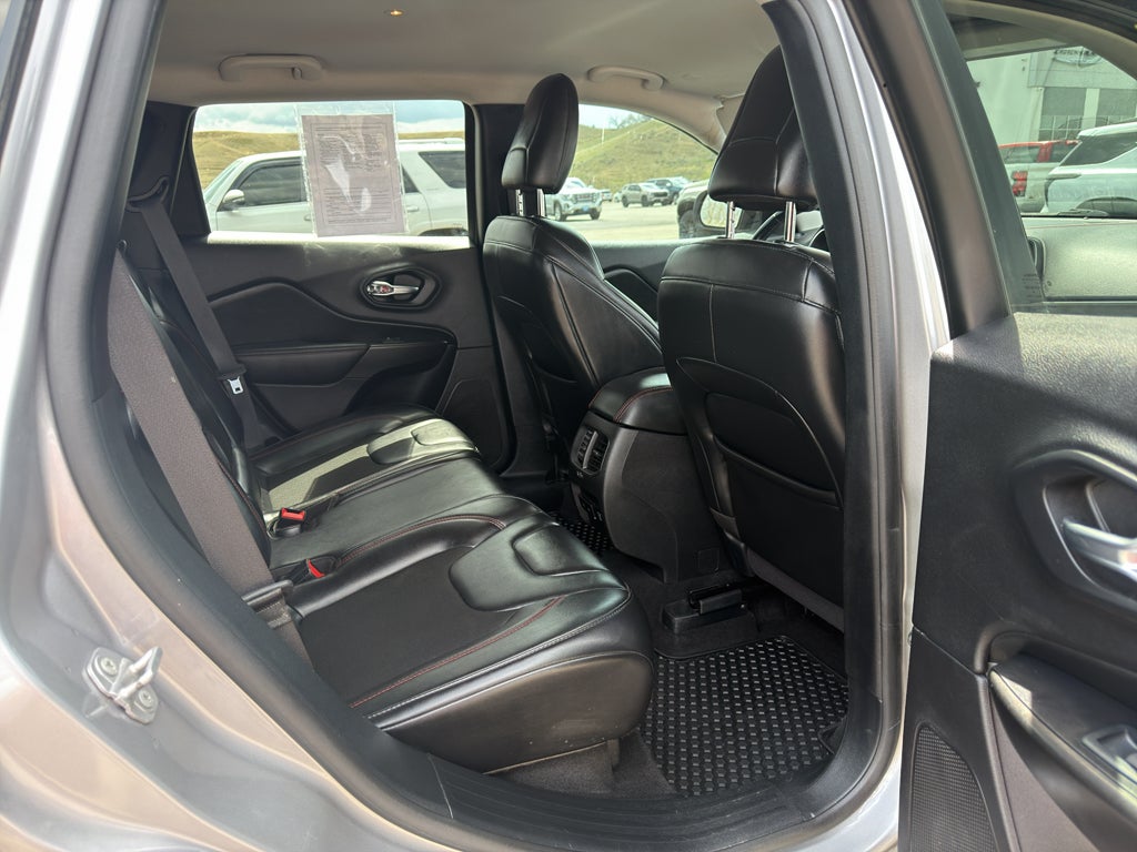 2020 Jeep Cherokee Trailhawk