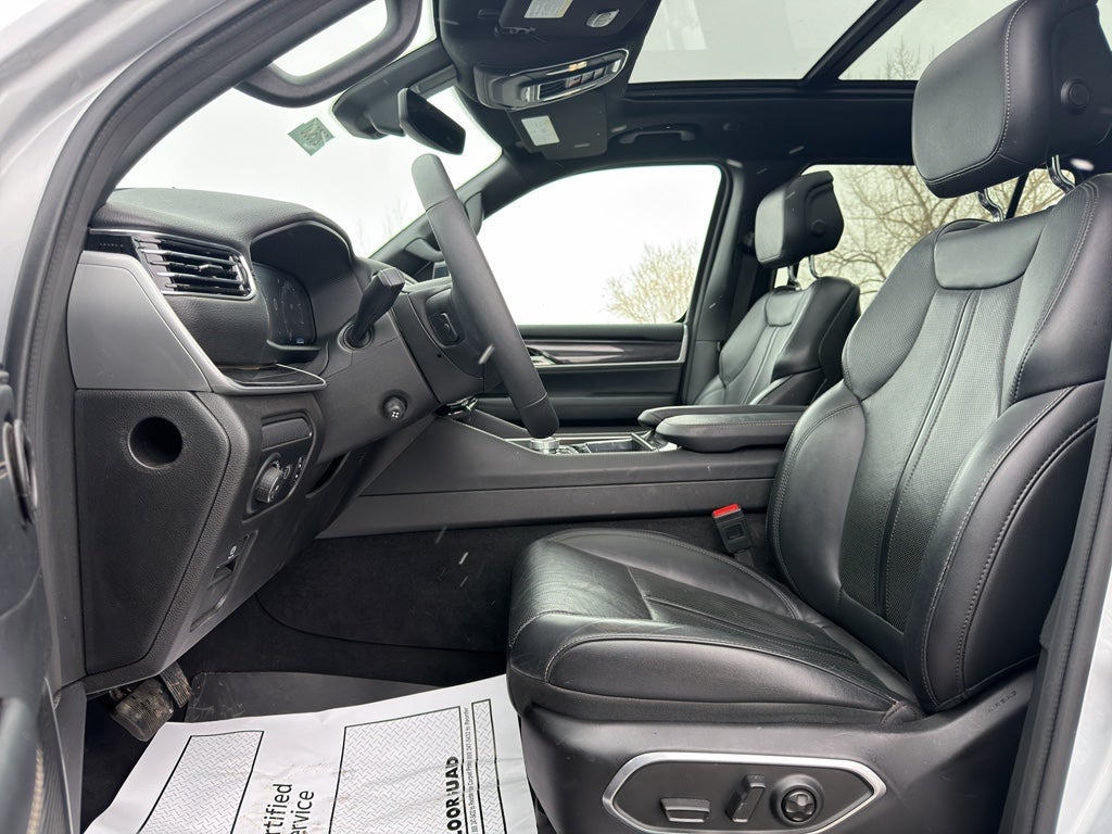 2024 Jeep Wagoneer BASE