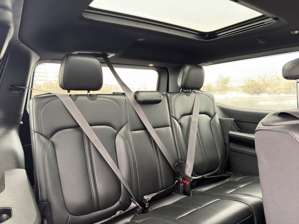 2024 Jeep Wagoneer BASE