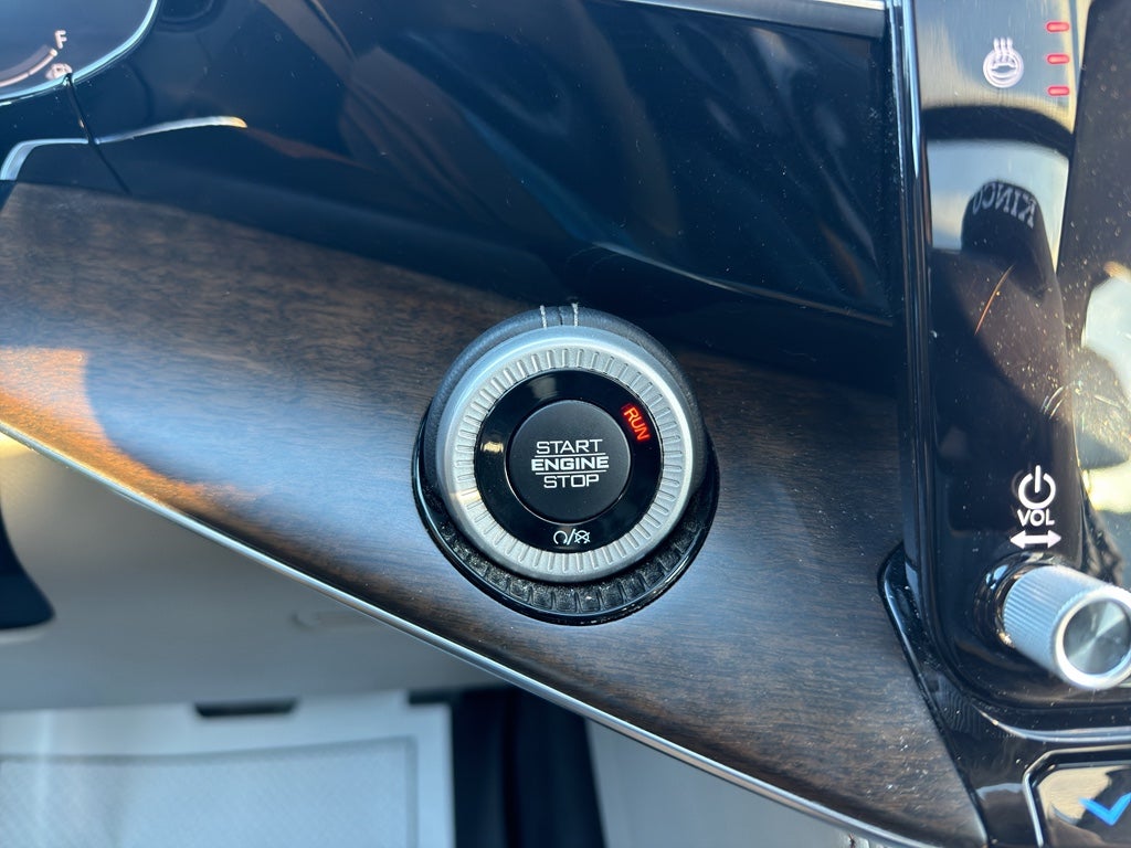 2022 Jeep Grand Wagoneer Series I