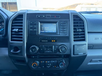 2017 Ford Super Duty F-350 SRW XL