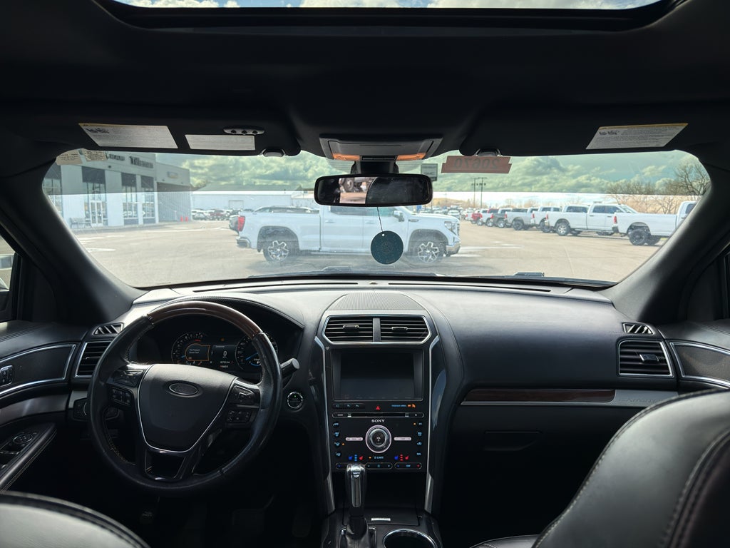 2017 Ford Explorer Platinum