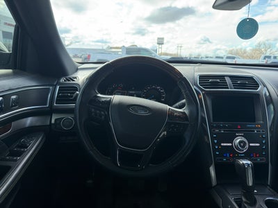 2017 Ford Explorer Platinum