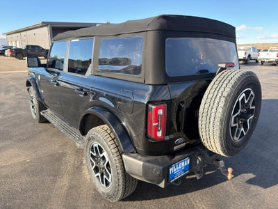 2022 Ford Bronco Base