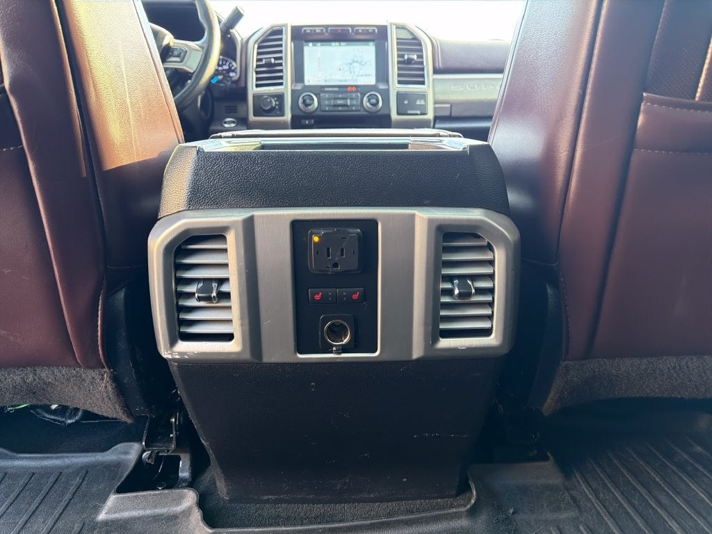 2017 Ford Super Duty F-350 SRW Platinum
