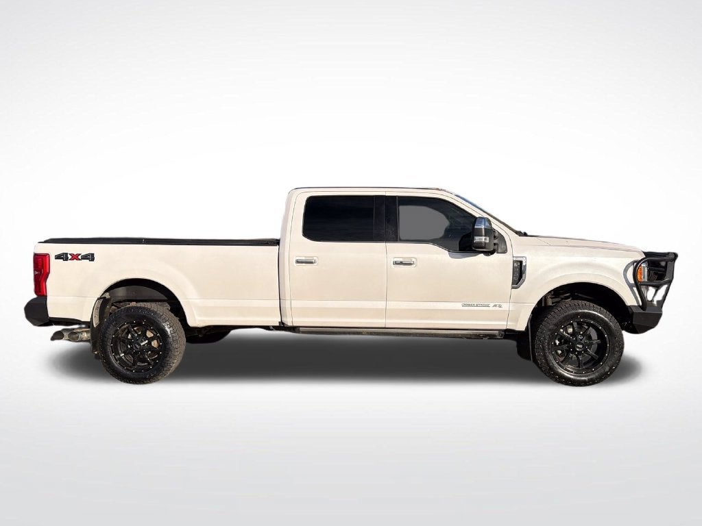 2017 Ford Super Duty F-350 SRW Platinum