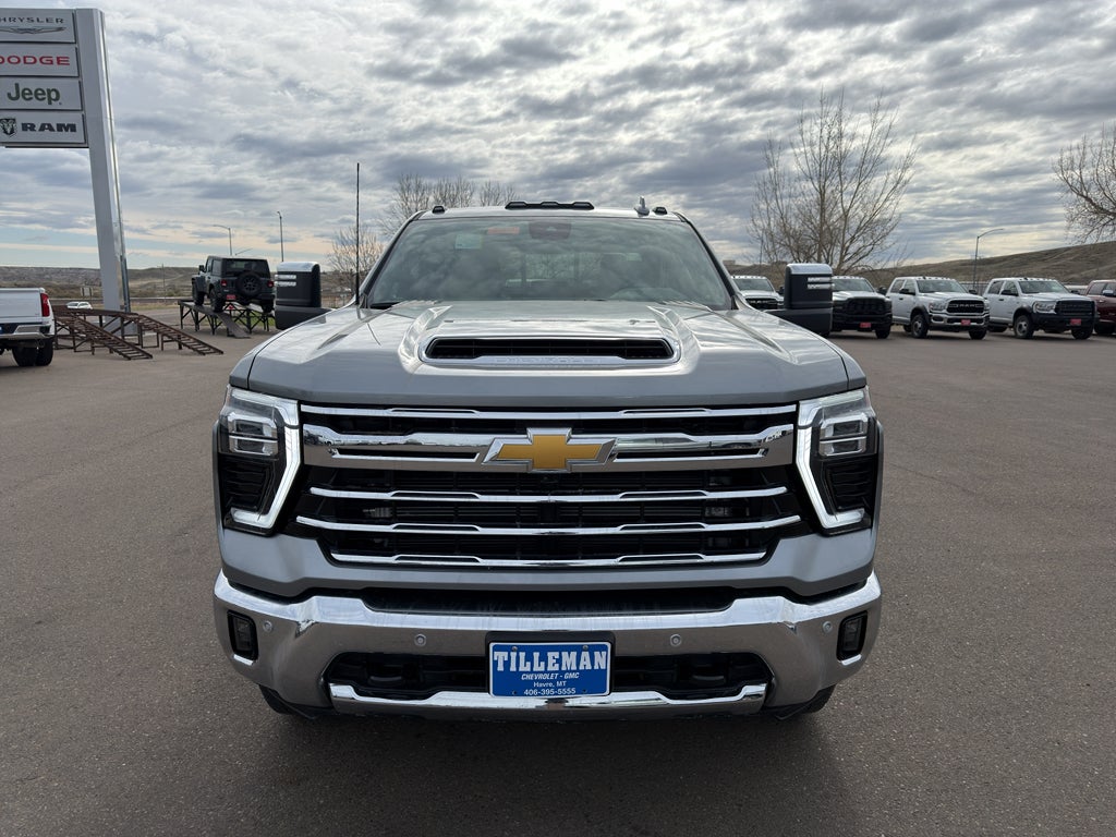 2025 Chevrolet Silverado 3500 HD LTZ