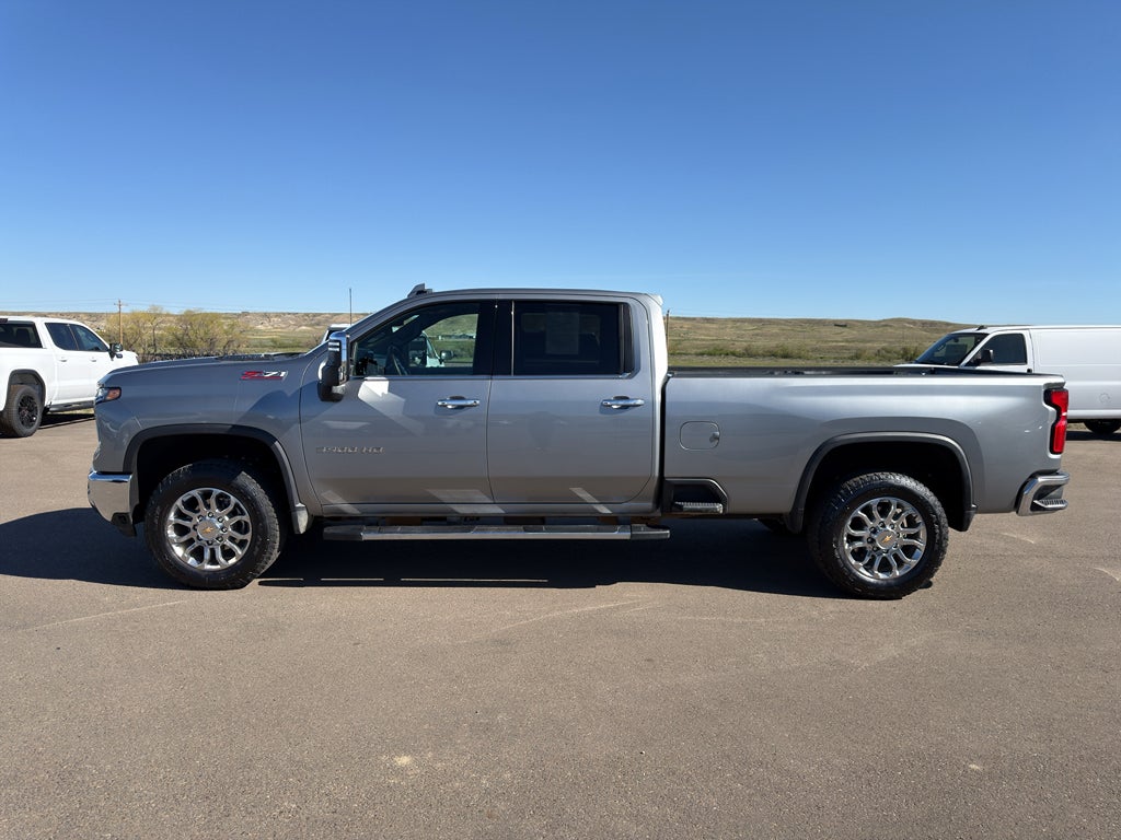2025 Chevrolet Silverado 3500 HD LTZ