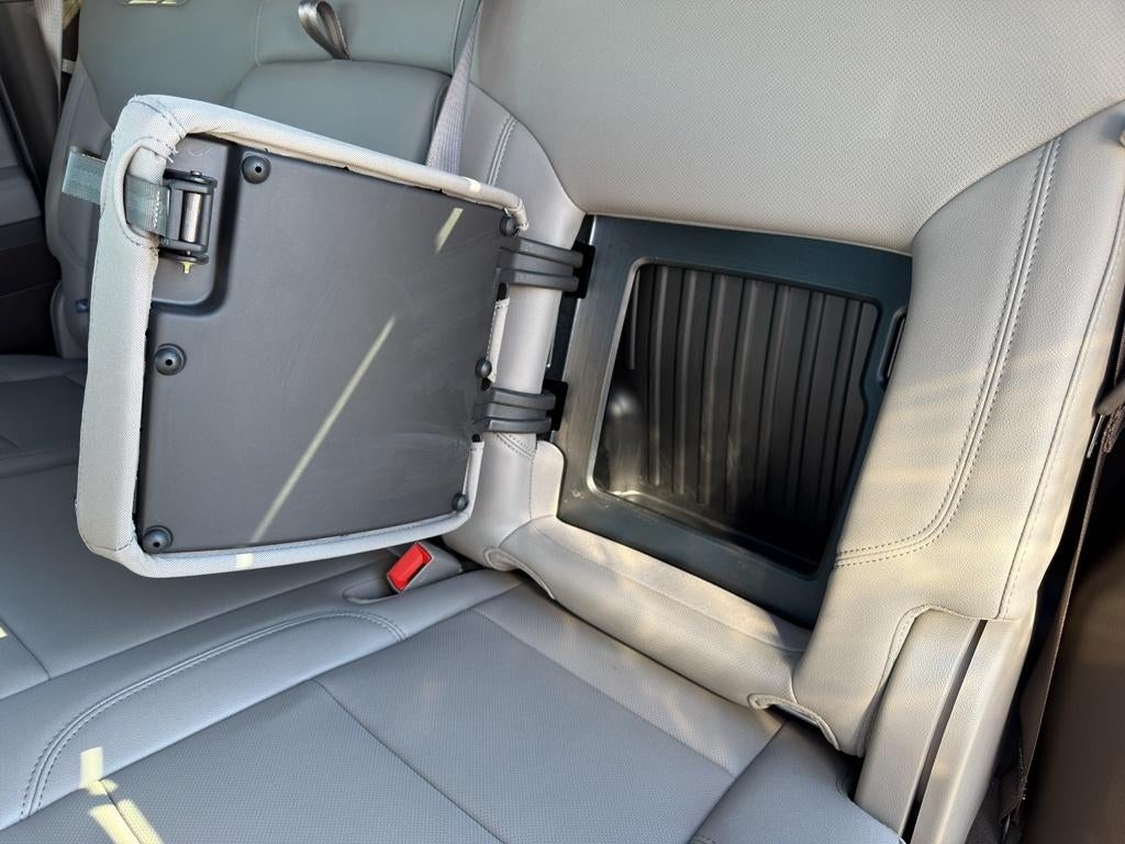 2025 Chevrolet Silverado 3500 HD LTZ