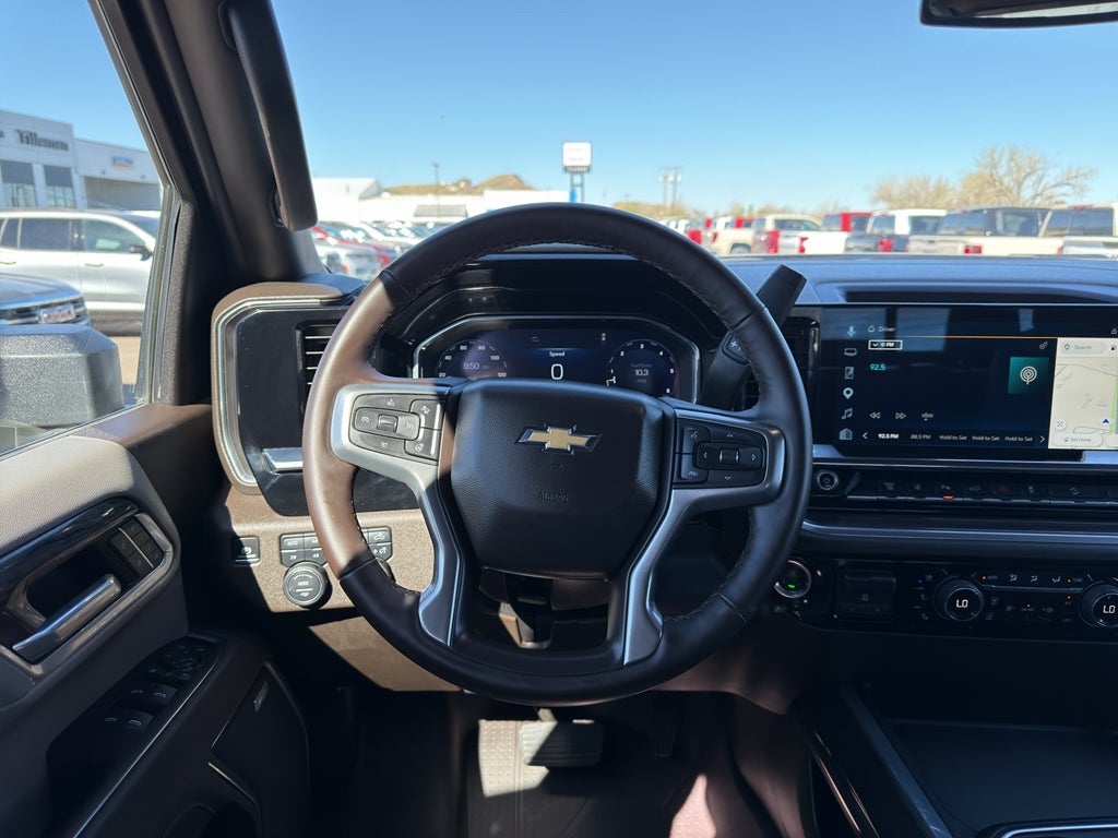 2025 Chevrolet Silverado 3500 HD LTZ