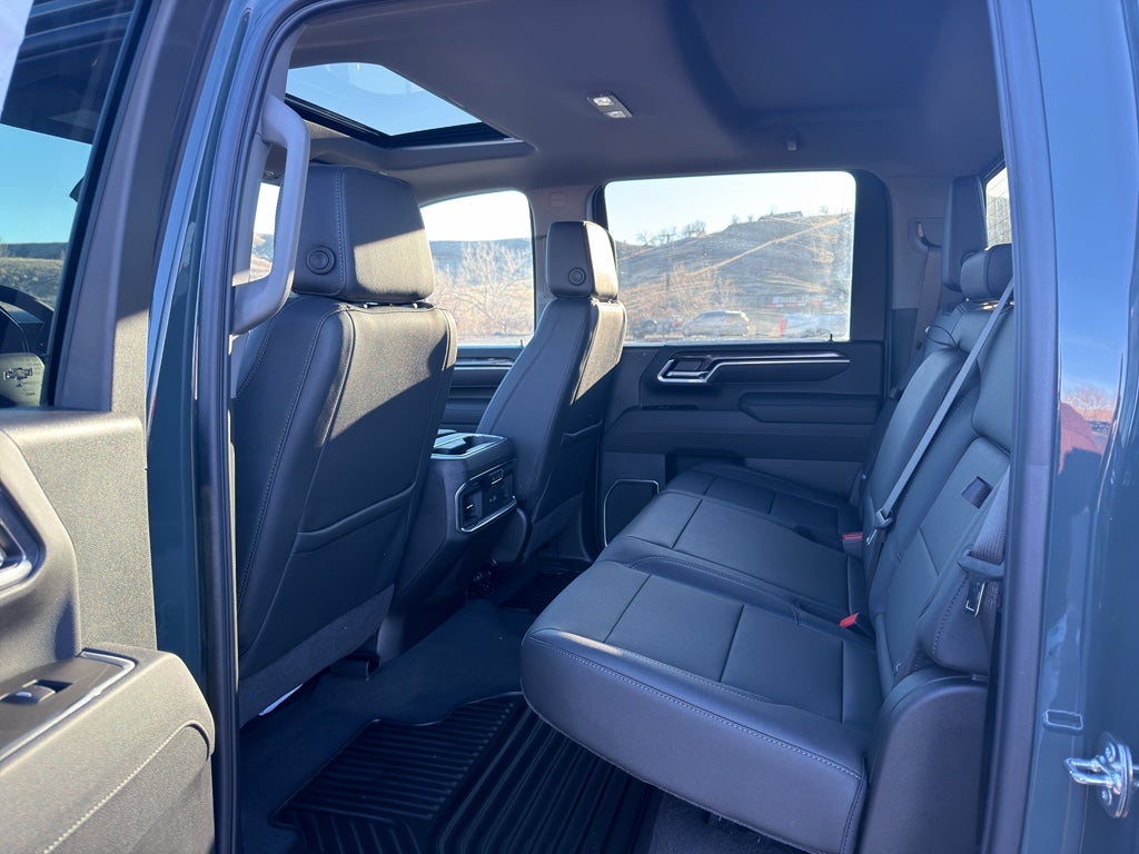 2025 Chevrolet Silverado 3500 HD LTZ