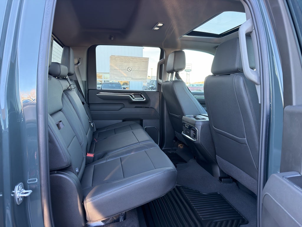 2025 Chevrolet Silverado 3500 HD LTZ