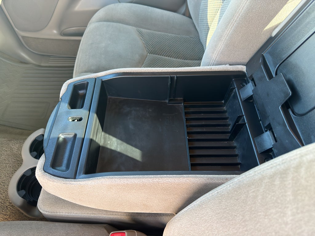 2004 Chevrolet Silverado 1500 LS