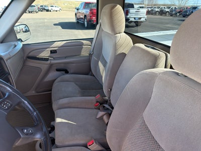 2004 Chevrolet Silverado 1500 LS