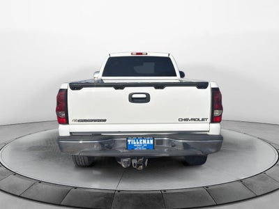 2004 Chevrolet Silverado 1500 LS