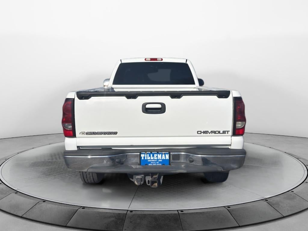 2004 Chevrolet Silverado 1500 LS