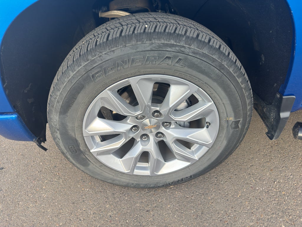 2022 Chevrolet Silverado 1500 Custom