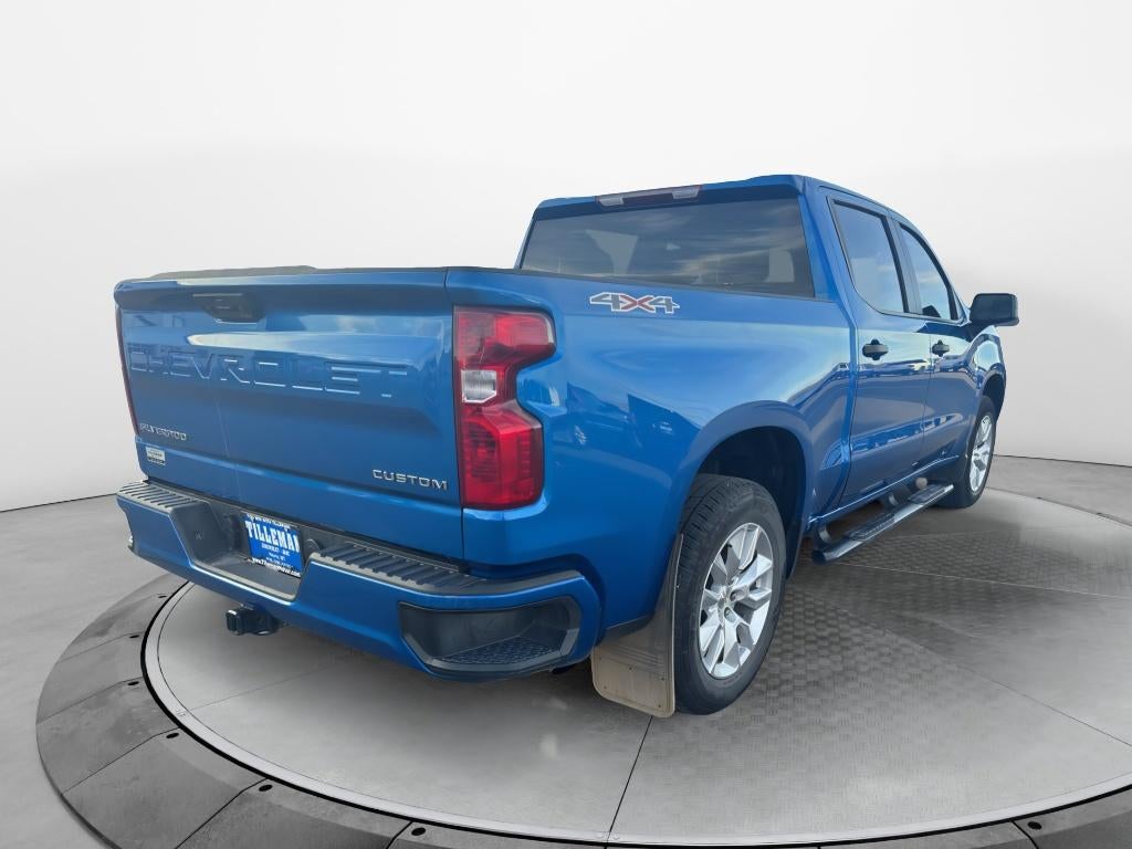 2022 Chevrolet Silverado 1500 Custom