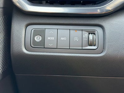 2027 GMC Acadia AT4