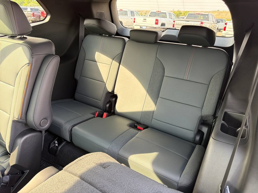 2027 GMC Acadia AT4