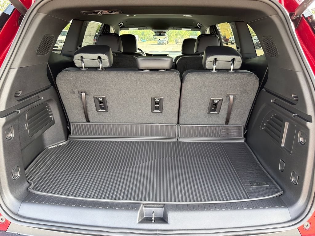 2027 GMC Acadia AT4