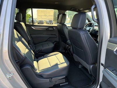 2027 GMC Acadia AT4