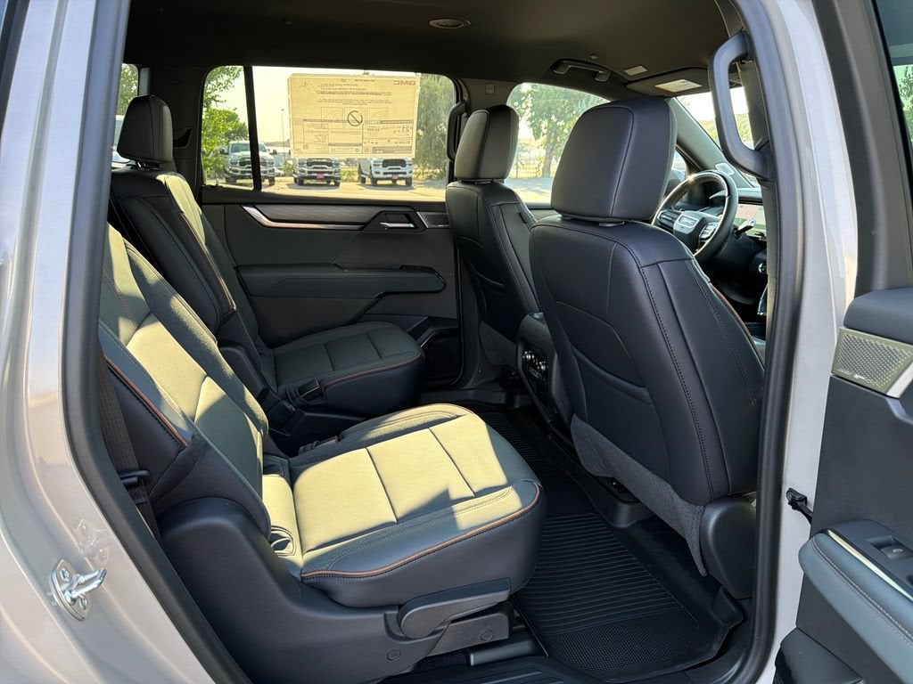 2027 GMC Acadia AT4