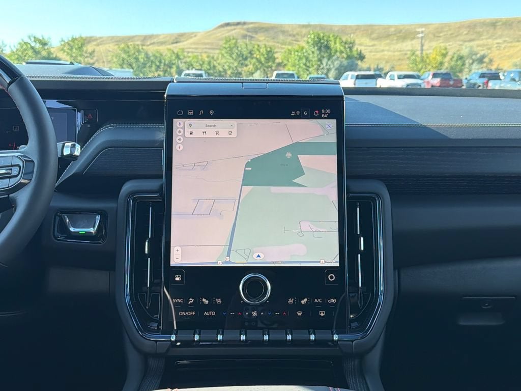 2026 GMC Yukon AT4 Ultimate - Photo 14