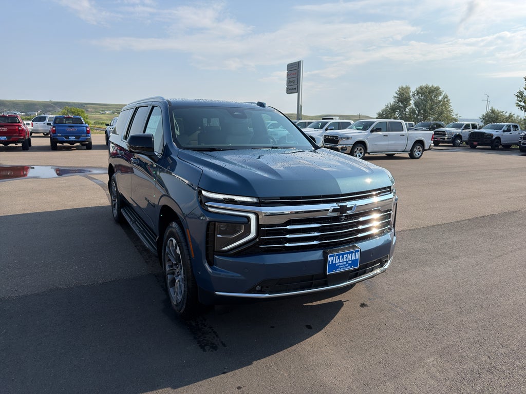 2026 Chevrolet Suburban LT