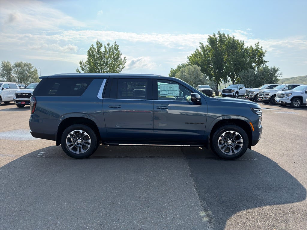 2026 Chevrolet Suburban LT