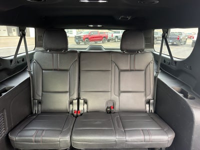 2023 Chevrolet Suburban RST