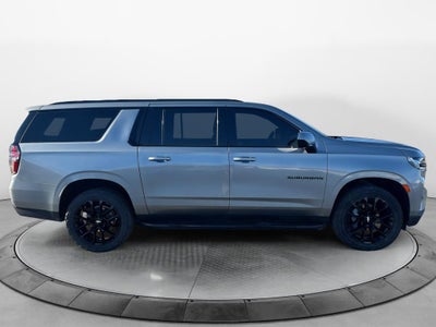 2023 Chevrolet Suburban RST