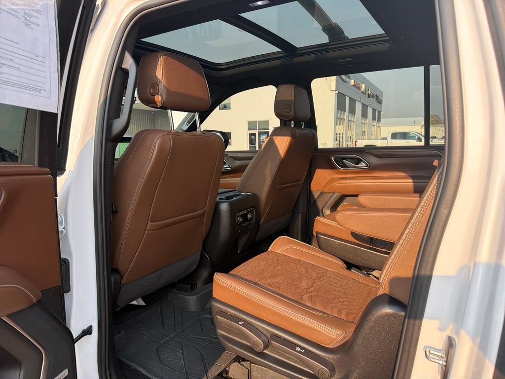2024 Chevrolet Suburban High Country