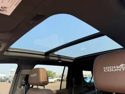 2024 Chevrolet Suburban High Country
