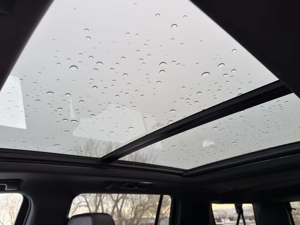 2024 Chevrolet Suburban High Country