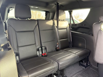 2023 Chevrolet Suburban High Country