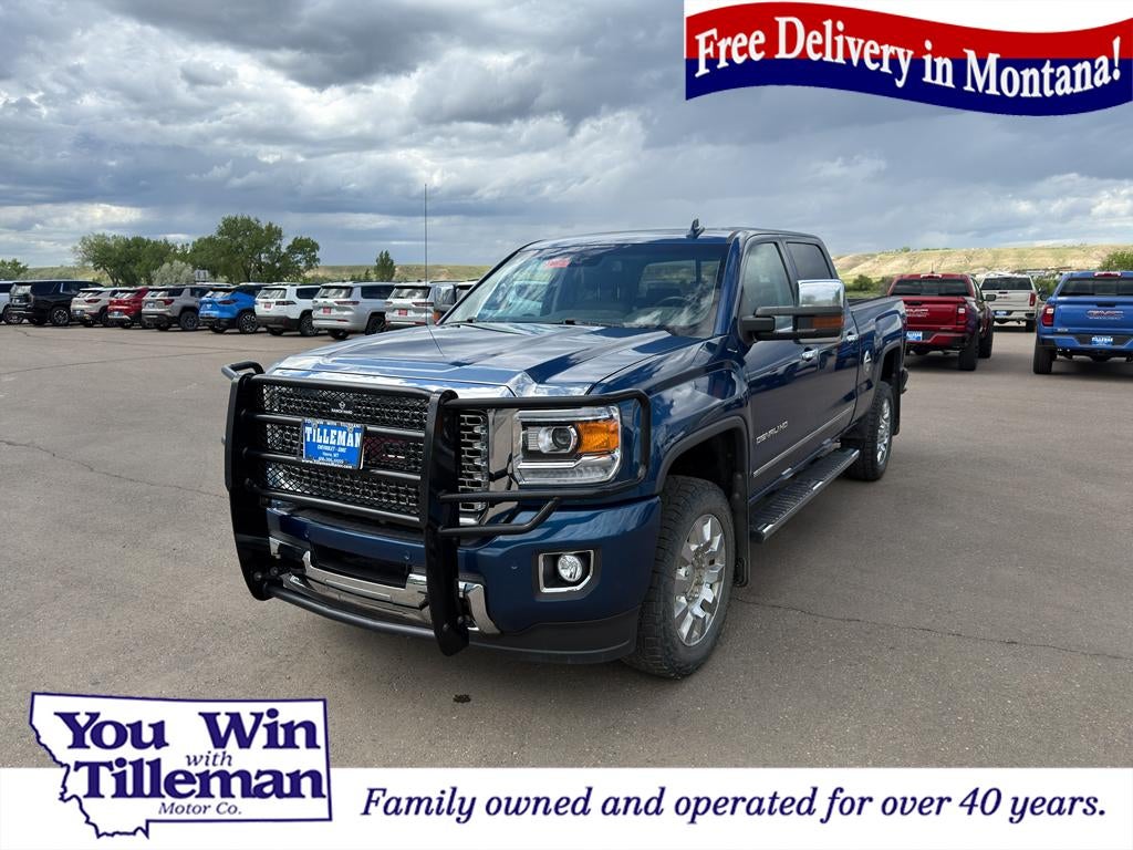 2015 GMC Sierra 4WD Crew Cab Short Box's photo