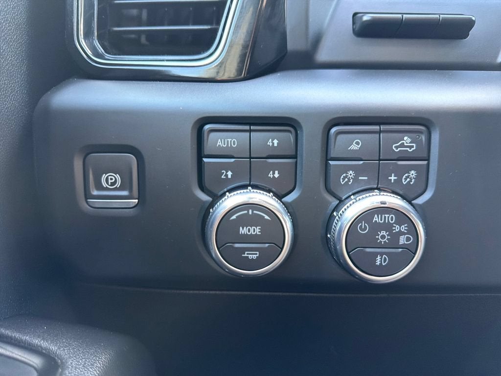 2024 GMC Sierra 3500 HD AT4