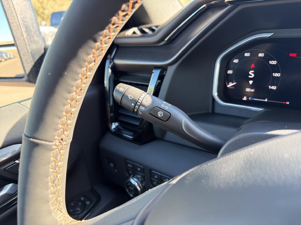 2026 GMC Sierra 2500HD AT4 - Photo 8