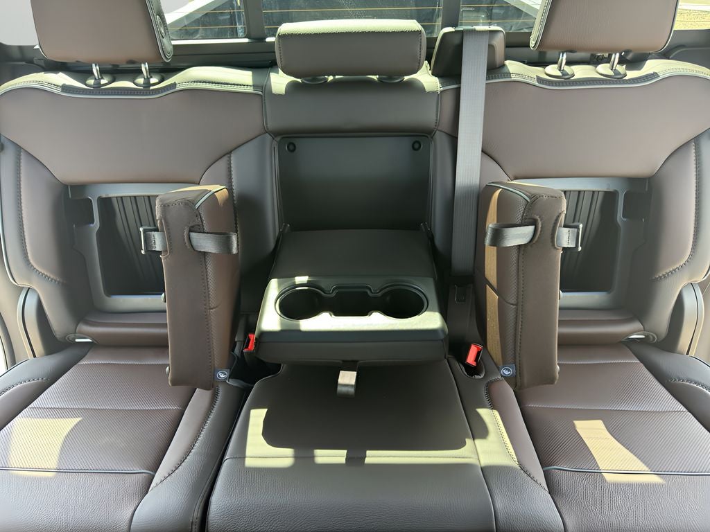 2025 GMC Sierra 2500 HD Denali