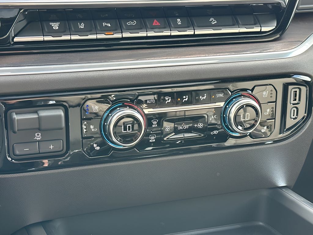 2025 GMC Sierra 3500 HD SLT