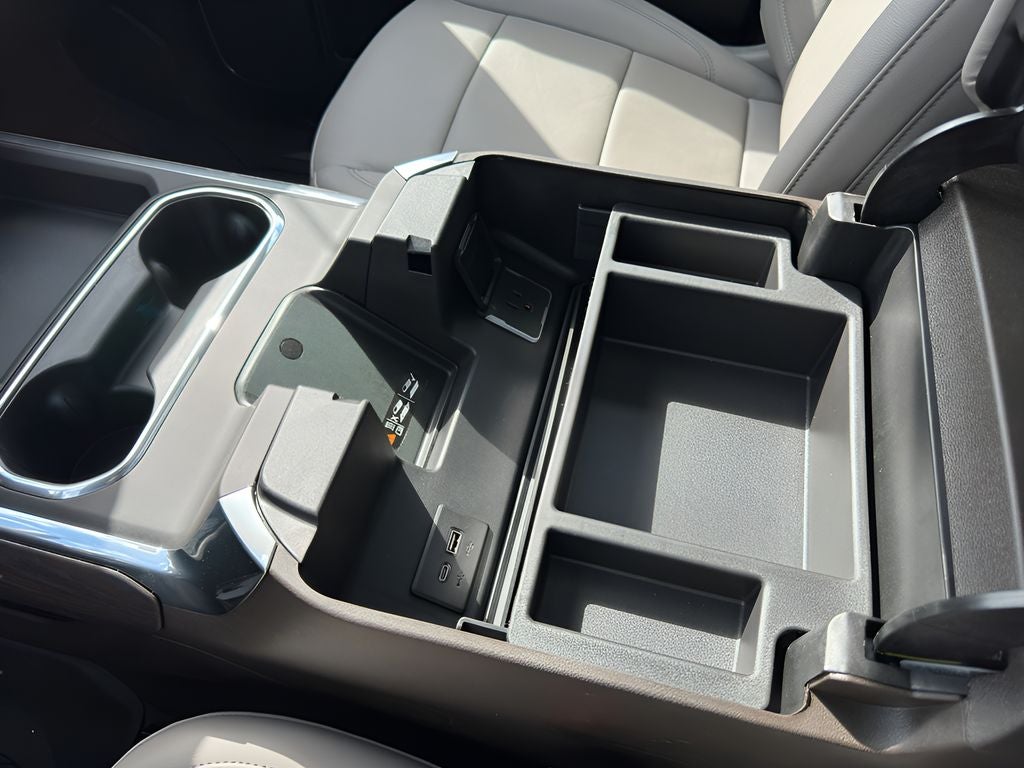 2025 GMC Sierra 3500 HD SLT