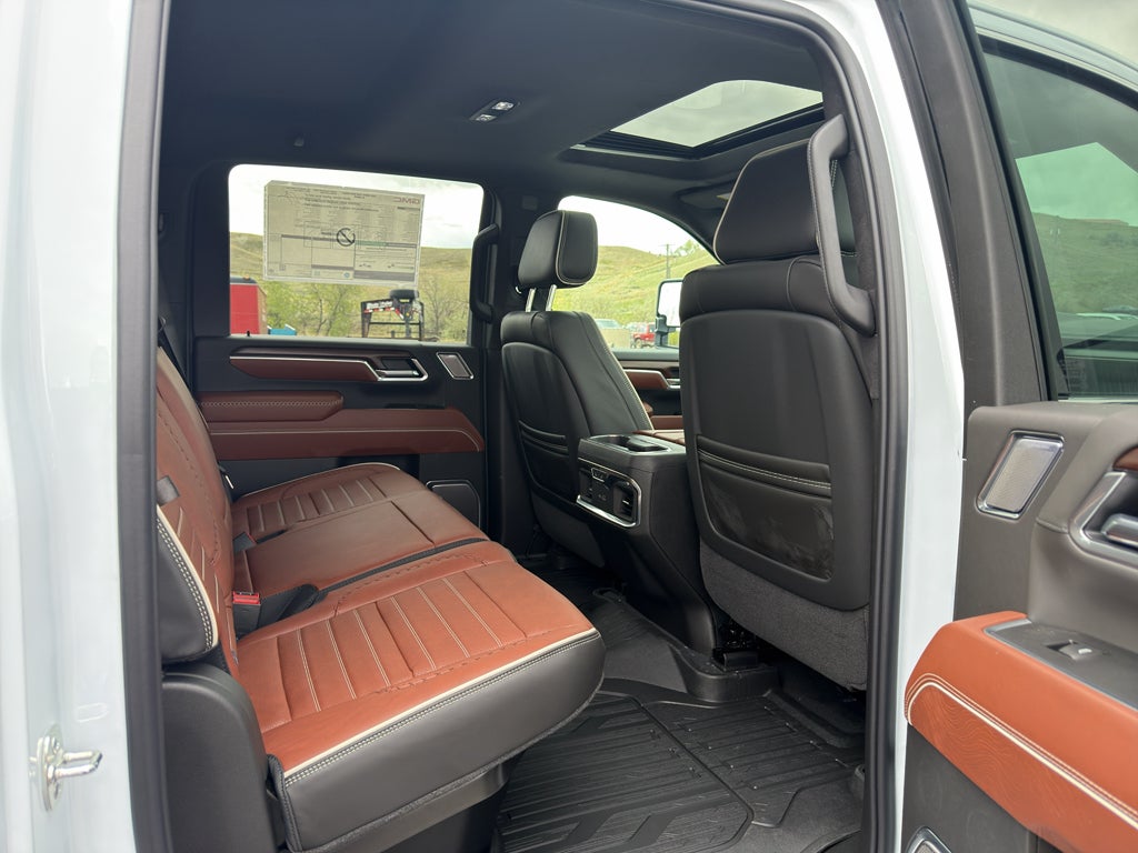 2026 GMC Sierra 3500 HD Denali Ultimate DRW