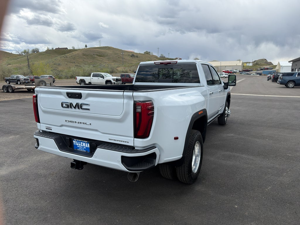 2026 GMC Sierra 3500 HD Denali Ultimate DRW