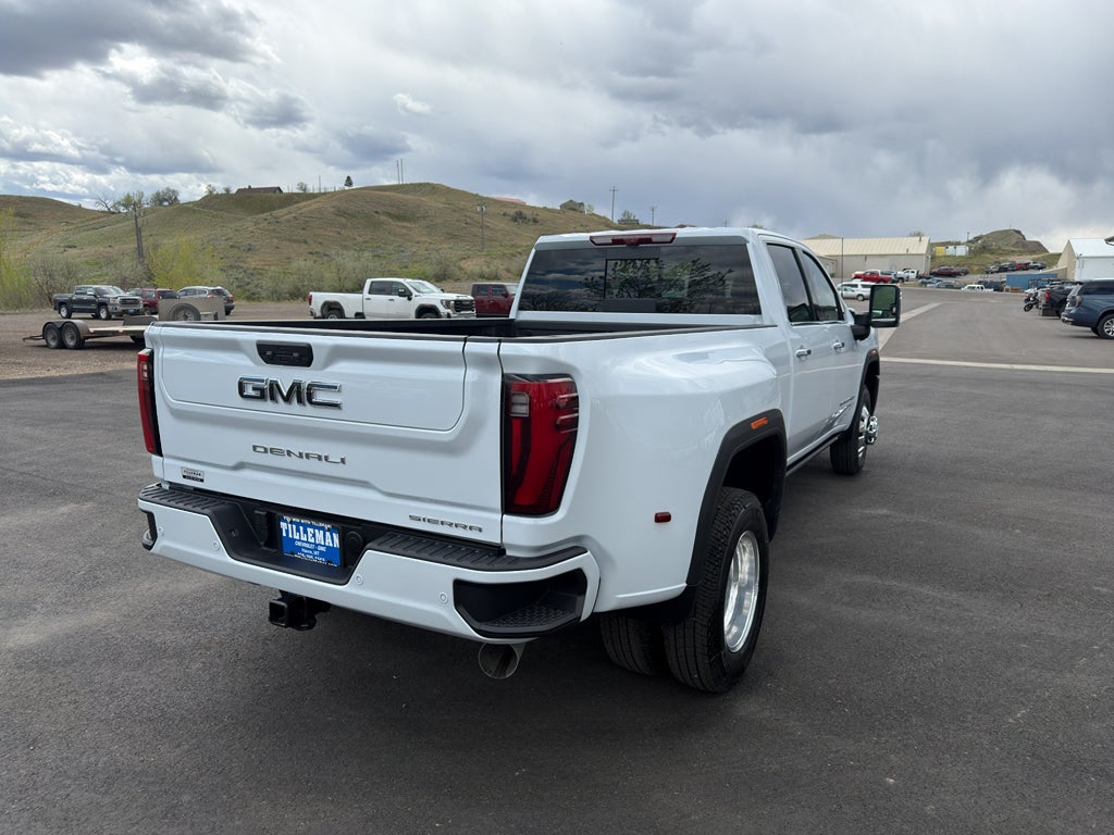 2026 GMC Sierra 3500 HD Denali Ultimate DRW