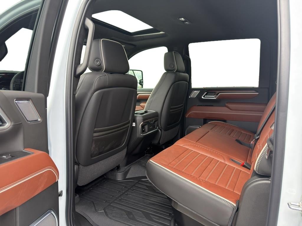 2026 GMC Sierra 3500 HD Denali Ultimate DRW