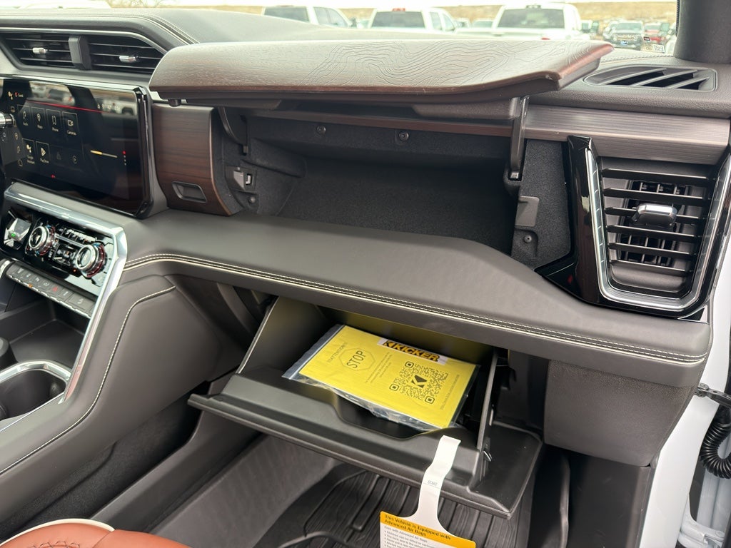 2026 GMC Sierra 3500 HD Denali Ultimate